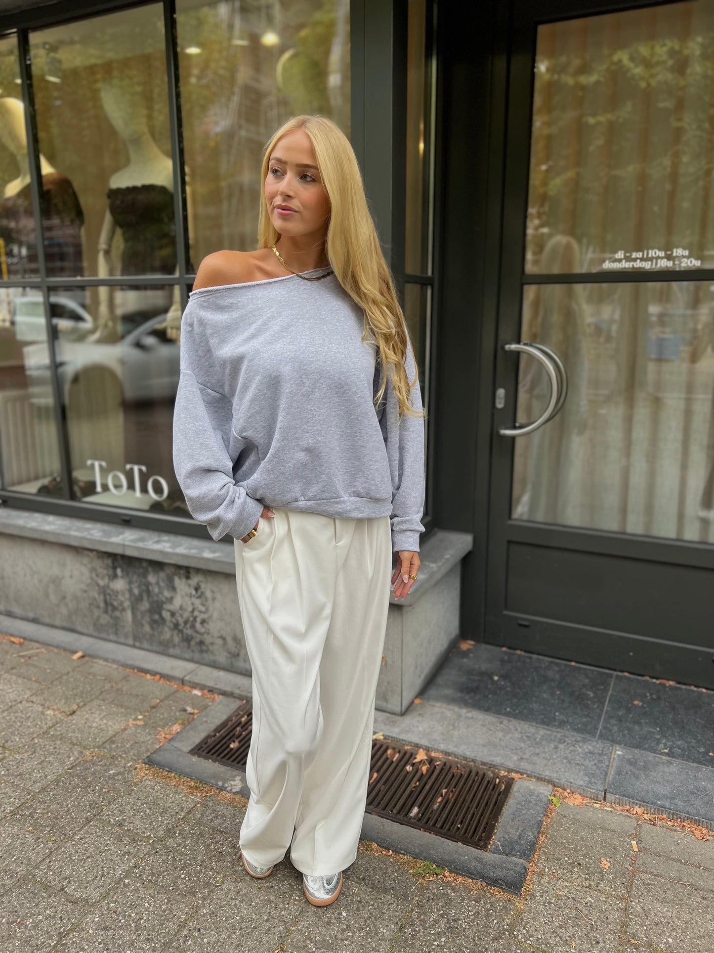 Sweater Off Shoulder - Grijs