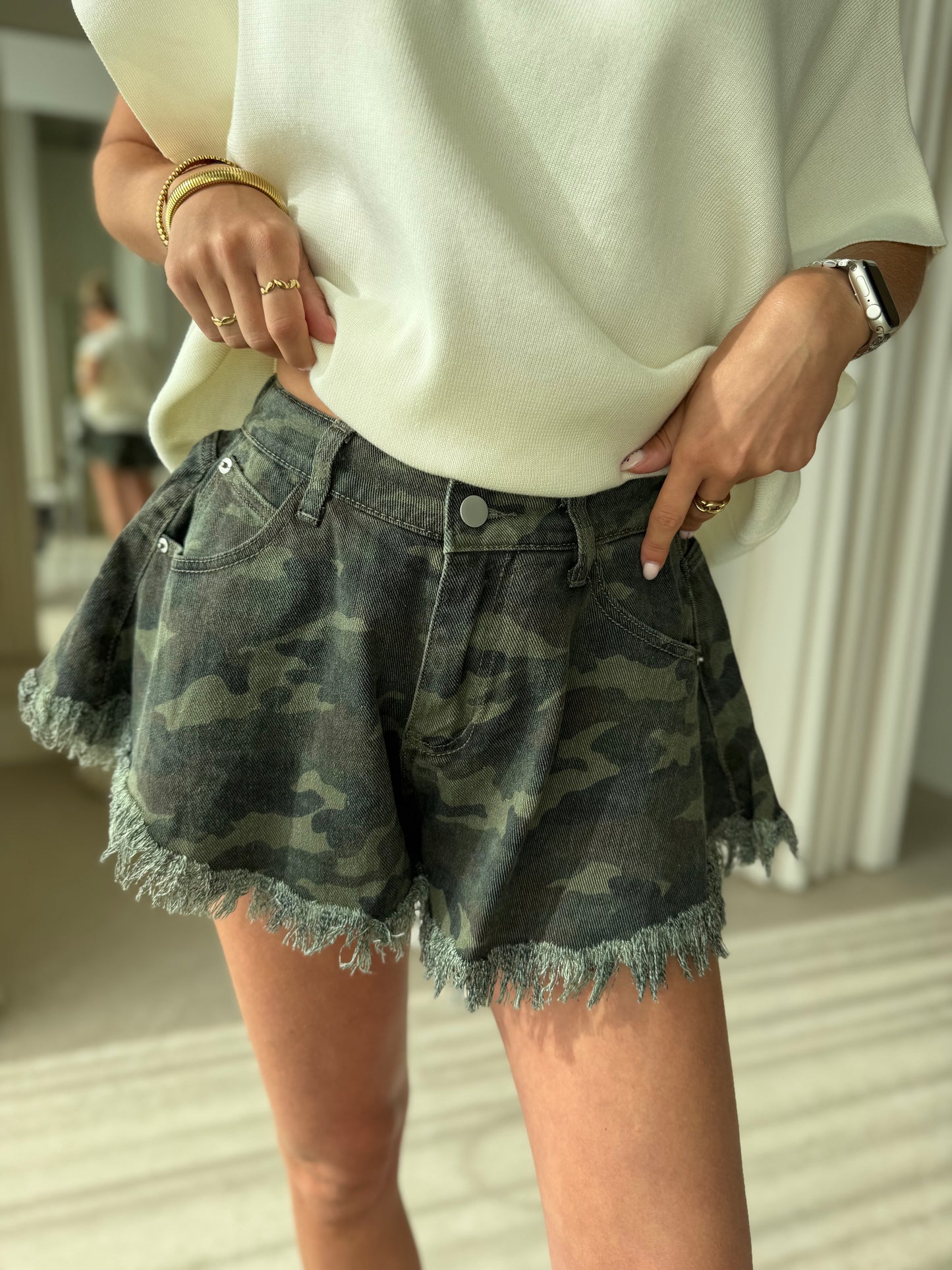 Short Ruffle - Khaki