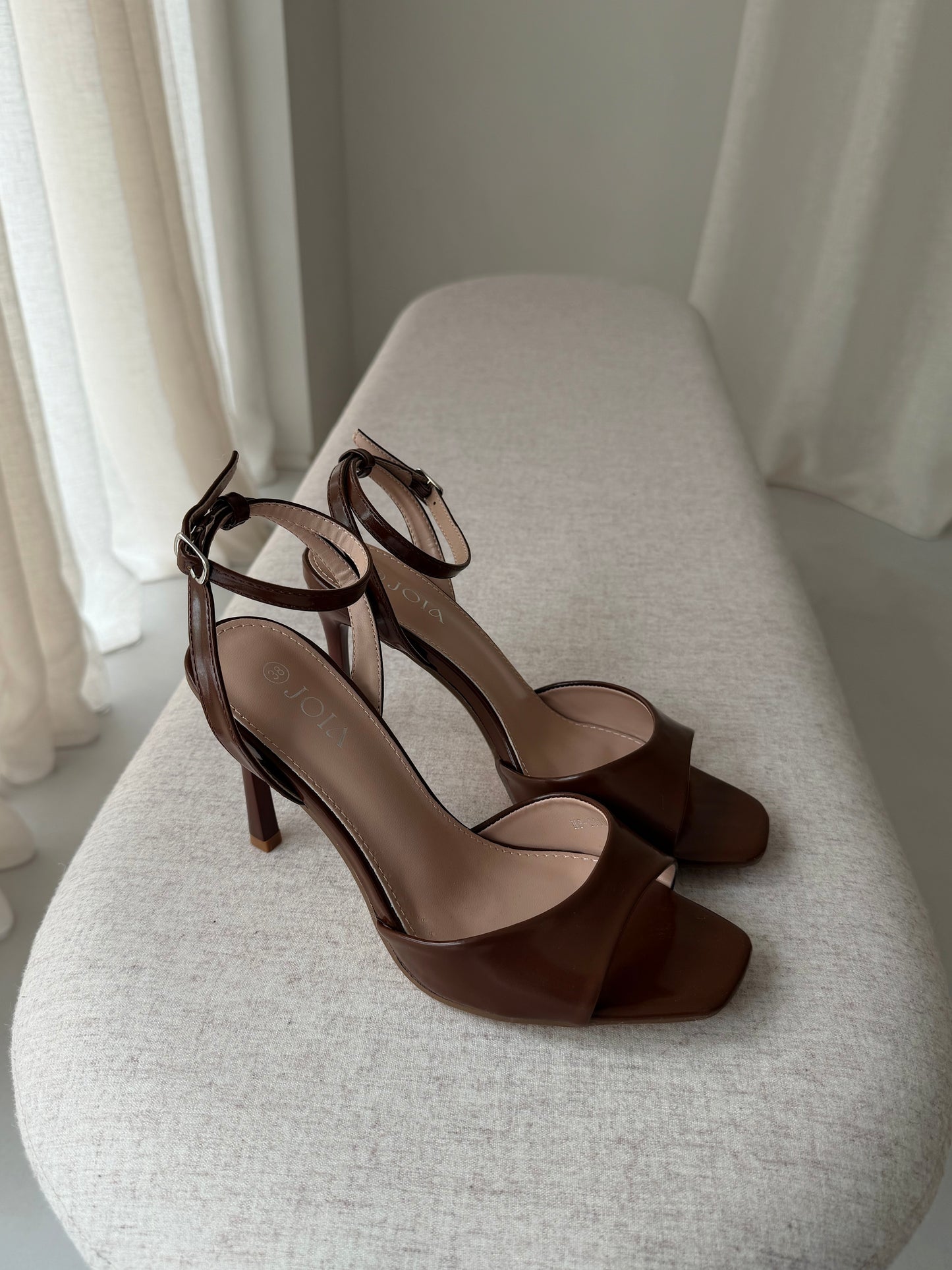 Heels Manon - Bruin
