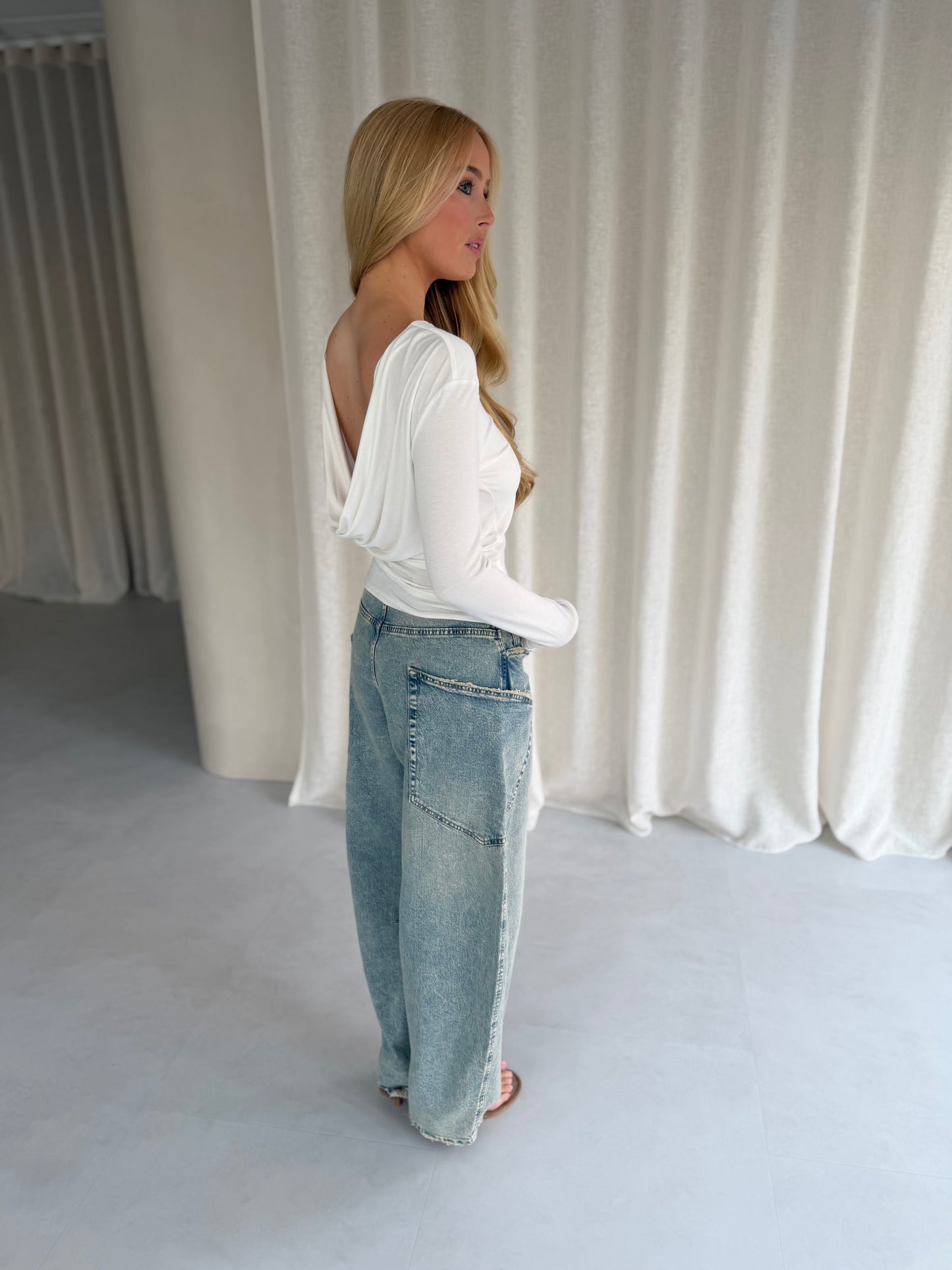 Open back draped top - Wit