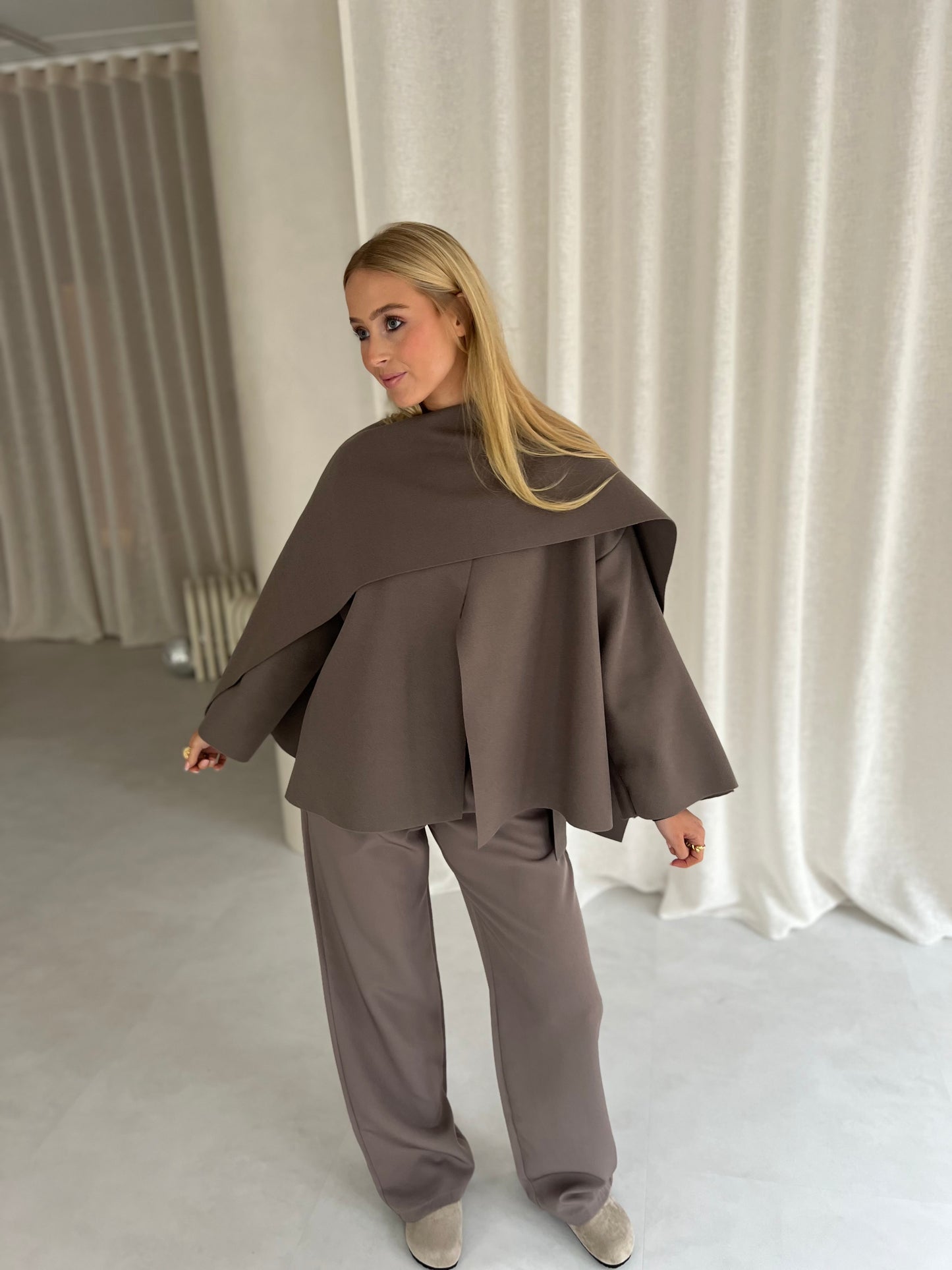 Cape Emmy - Taupe