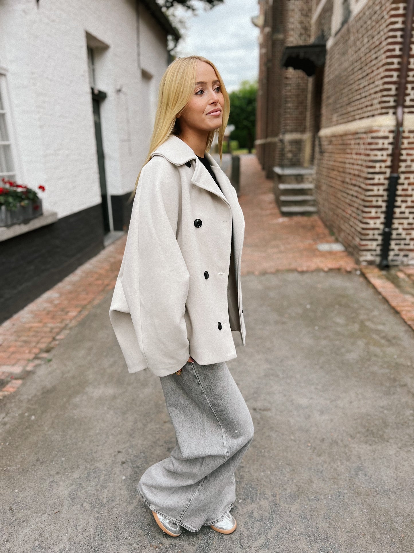 Jas Claire - Beige