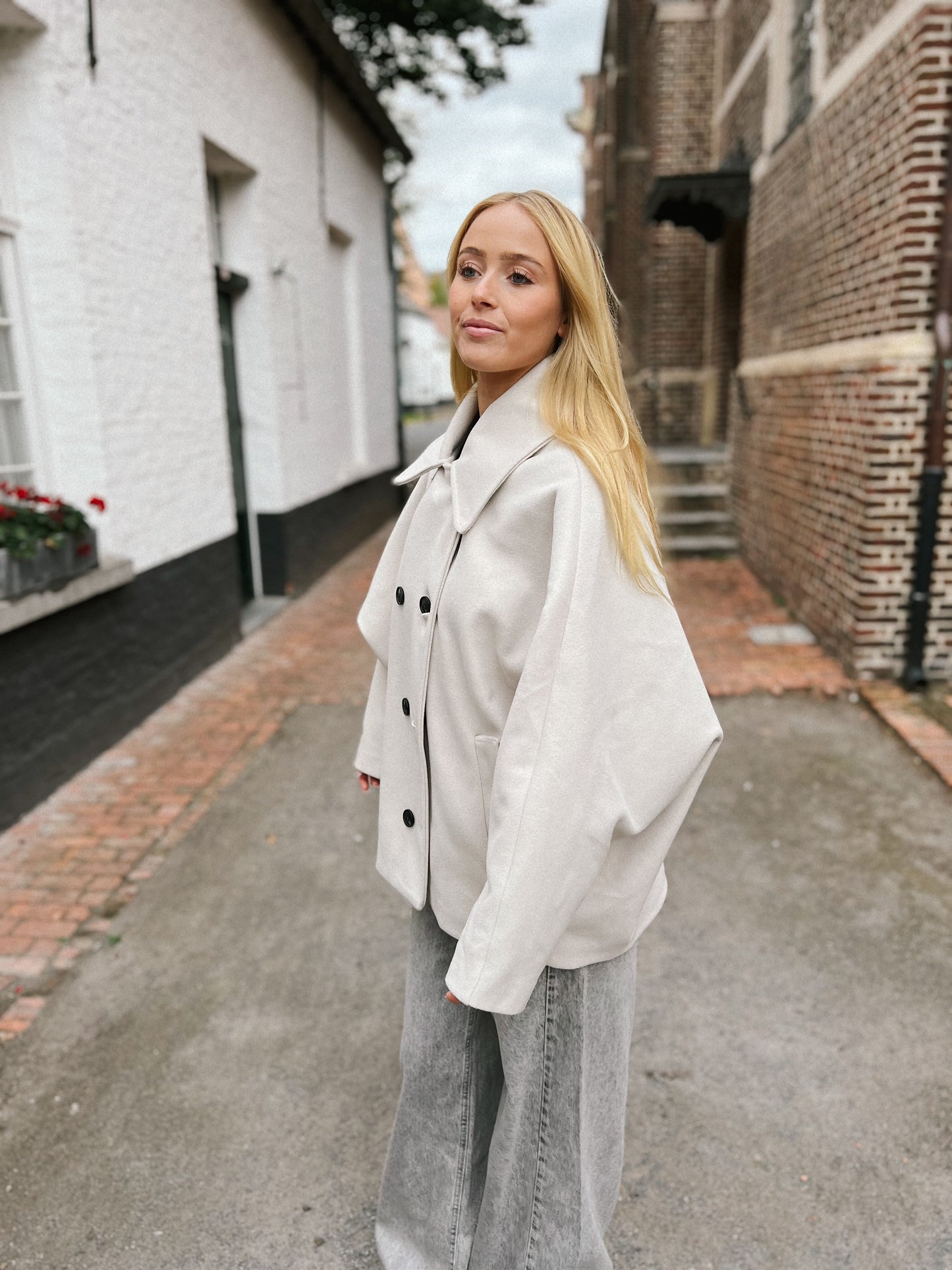 Jas Claire - Beige
