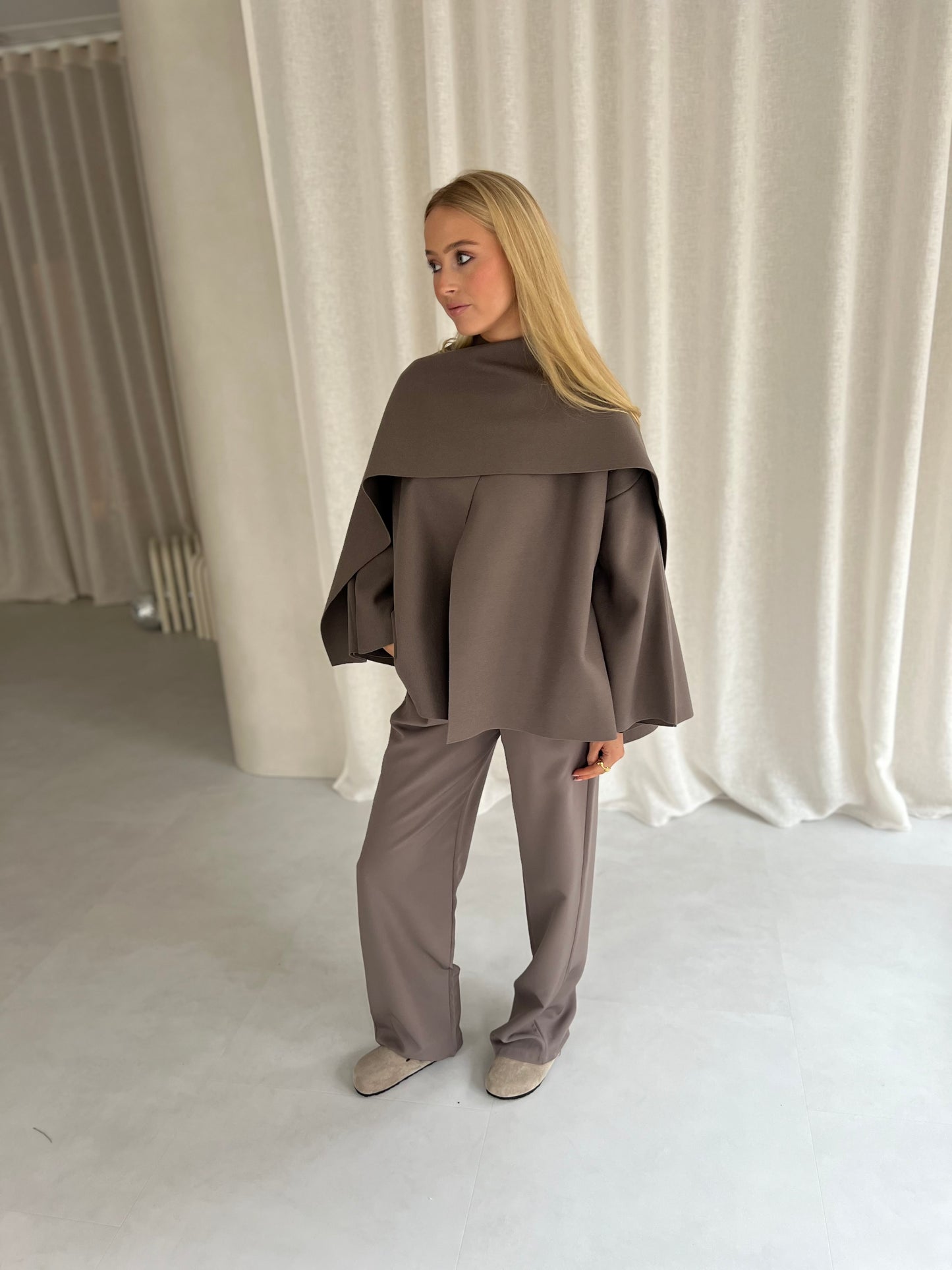 Cape Emmy - Taupe