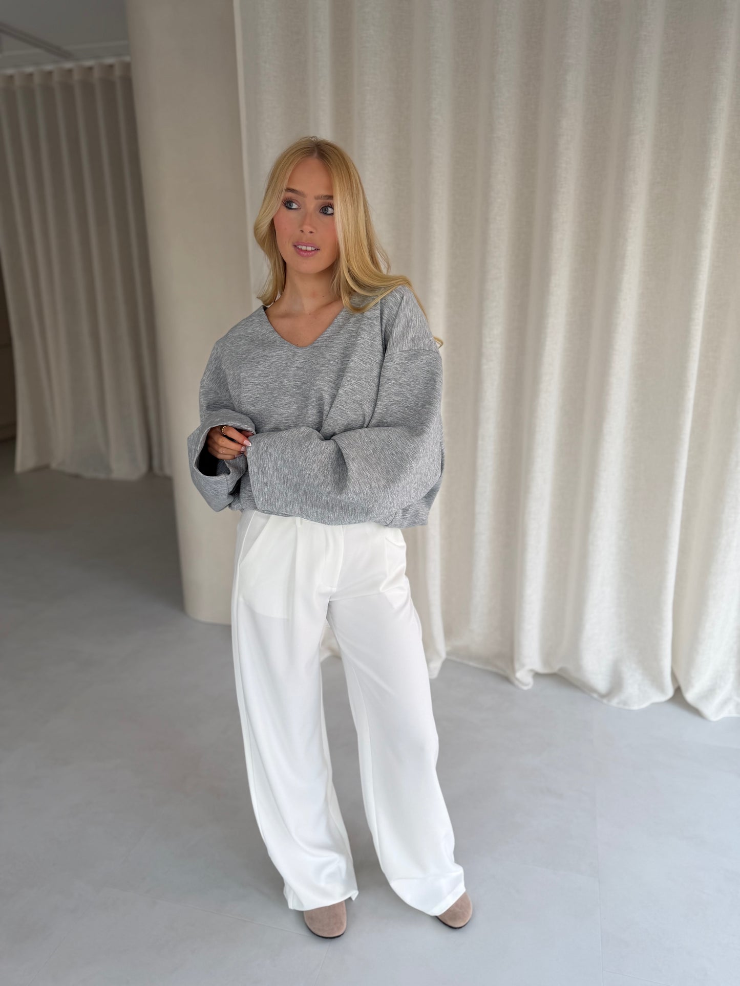 Sweater amber - grijs