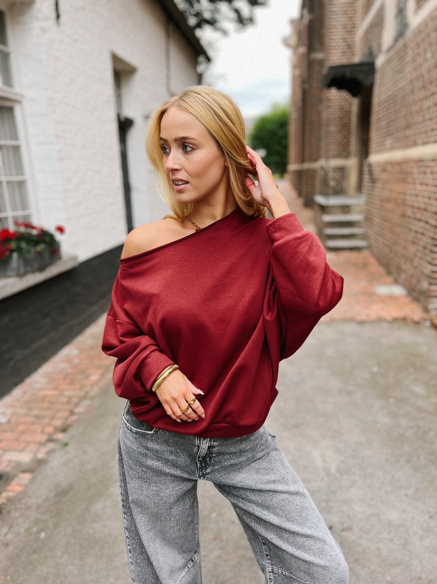 Sweater Off Shoulder - Bordeaux