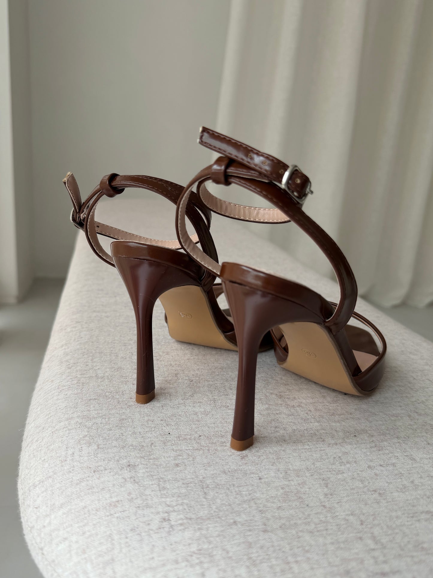 Heels Manon - Bruin