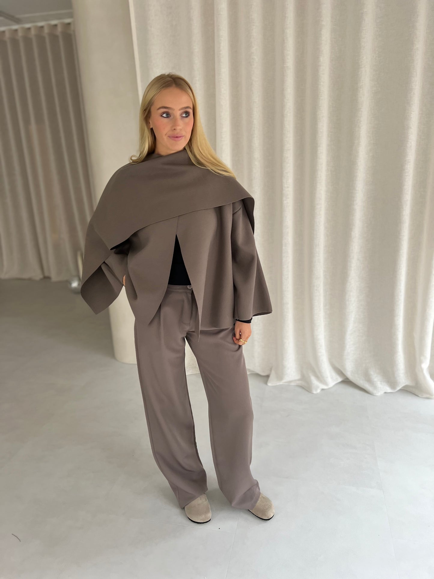Cape Emmy - Taupe