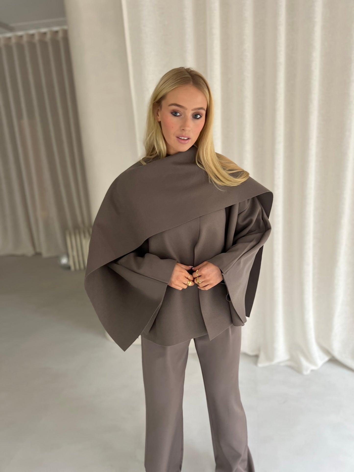 Cape Emmy - Taupe