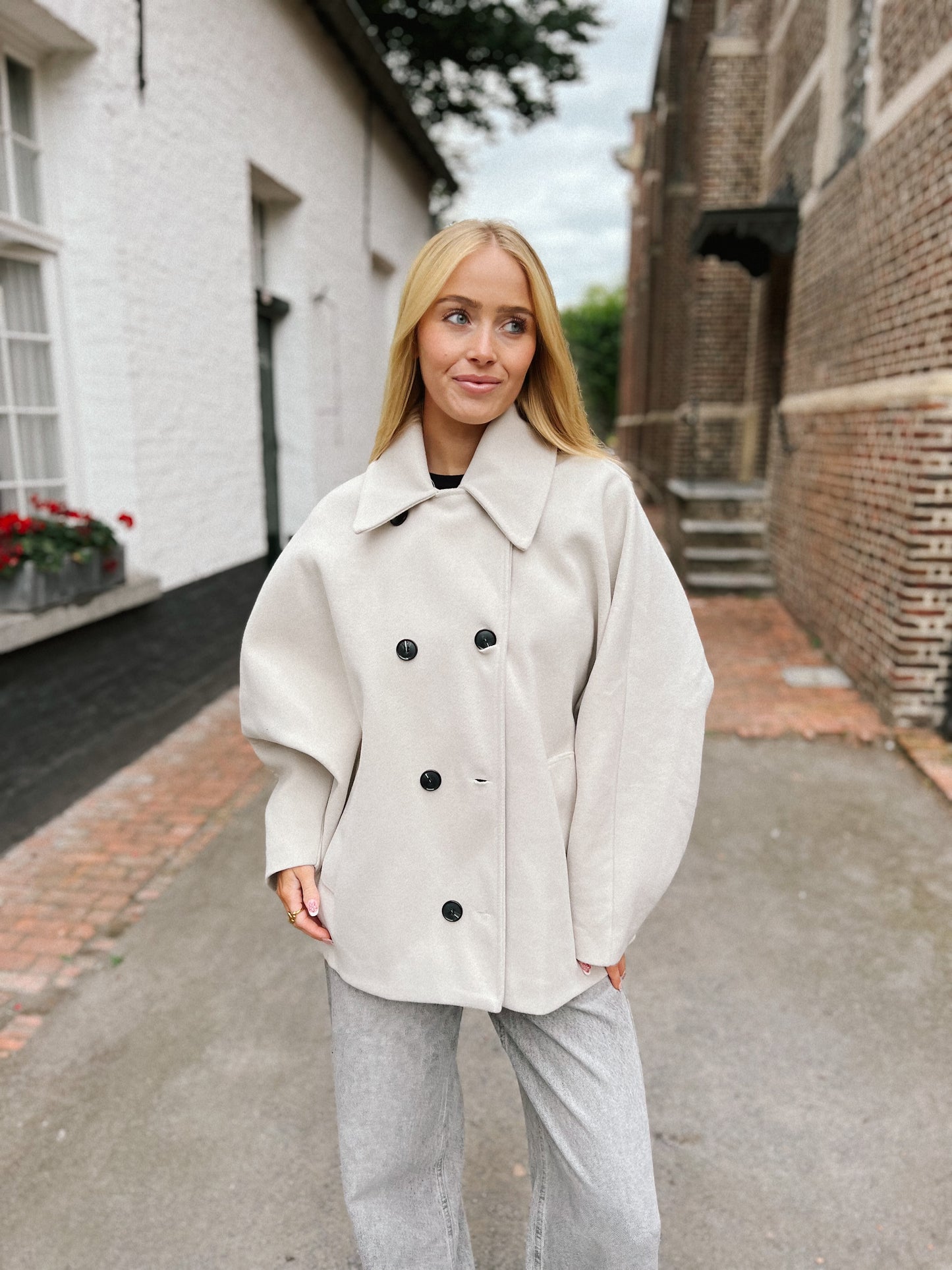 Jas Claire - Beige
