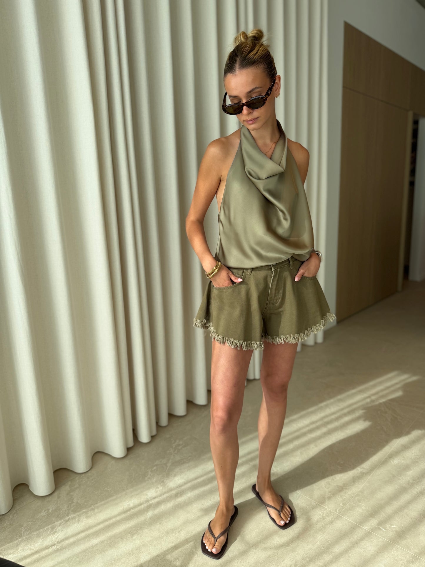 Short Ruffle - Khaki