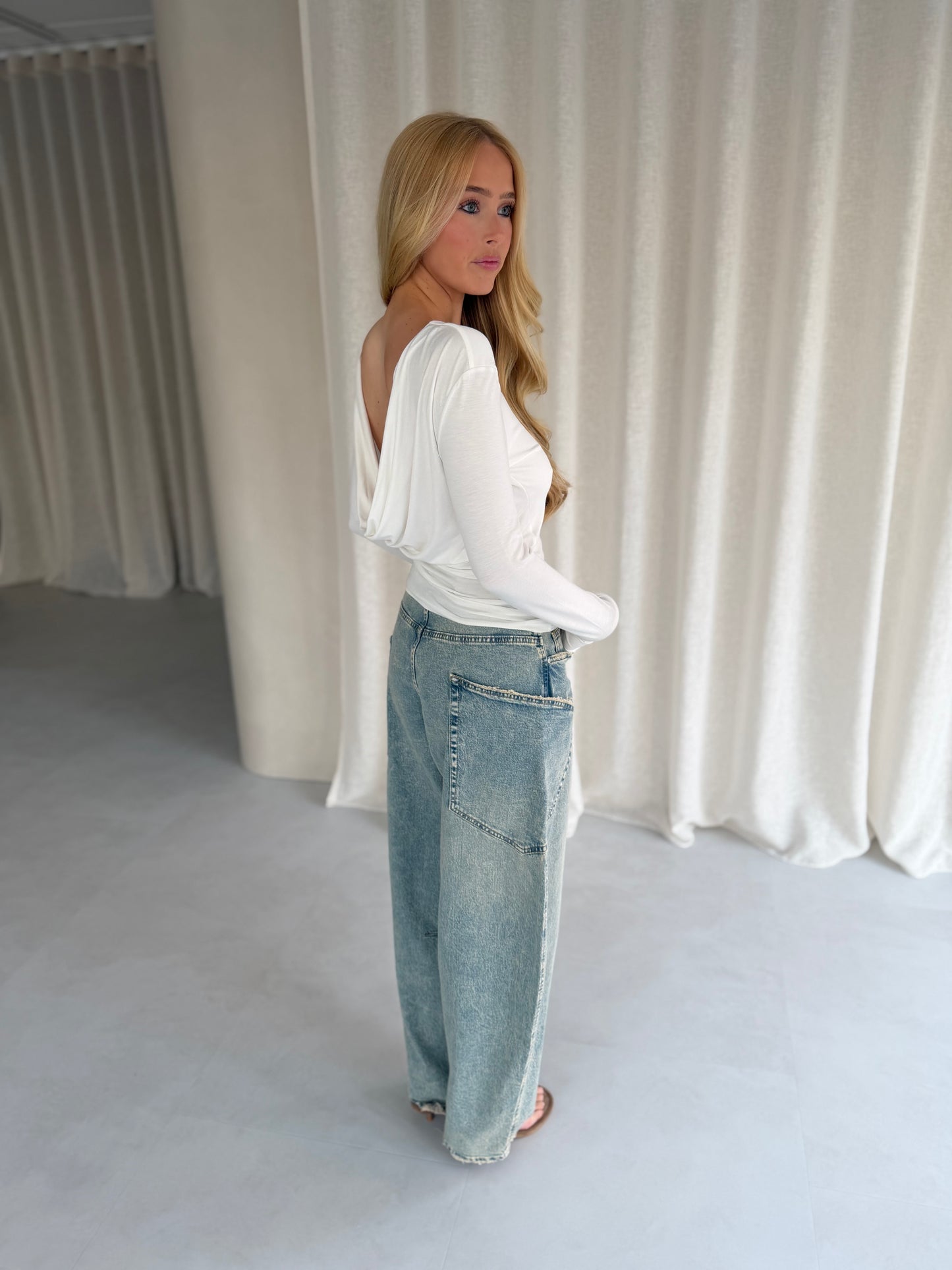 Open back draped top - Wit