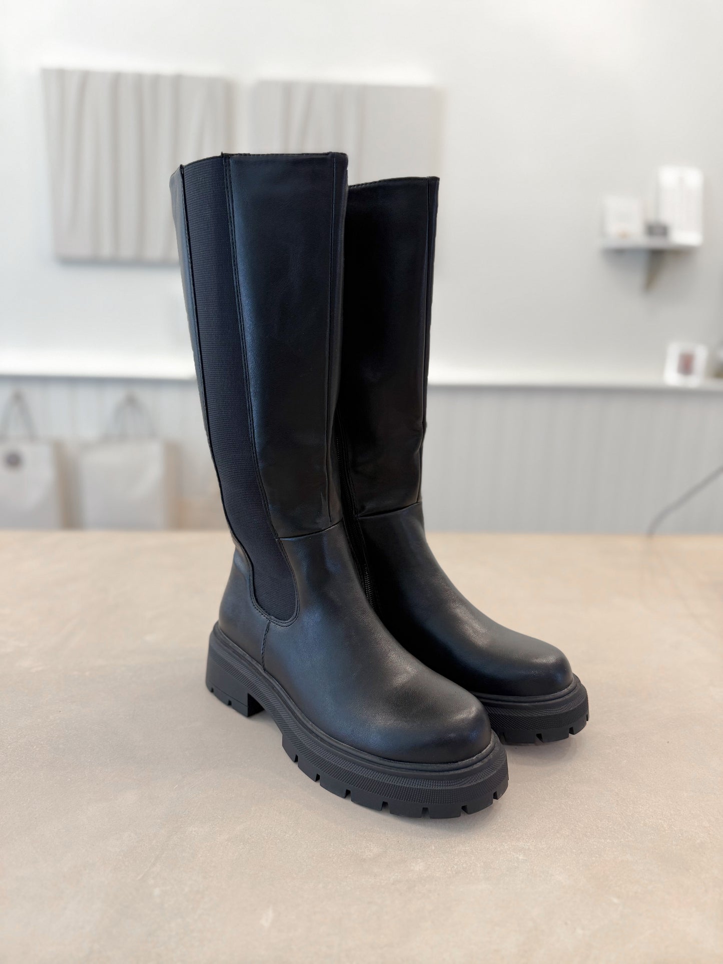 Boots Lang - Zwart
