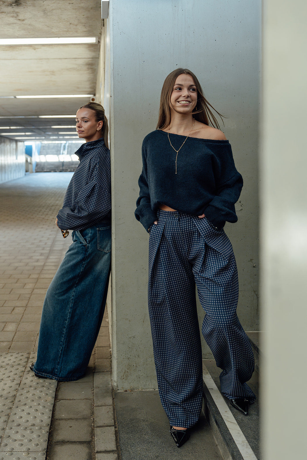Mila Checkered Pants - Navy